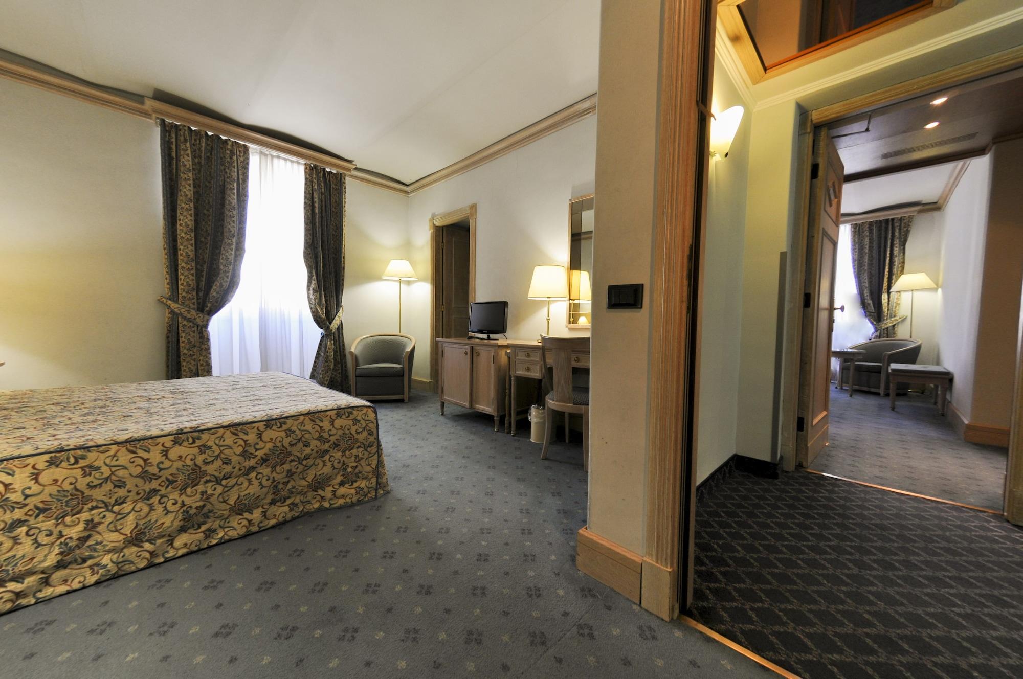 Hotel De La Ville Civitavecchia Extérieur photo