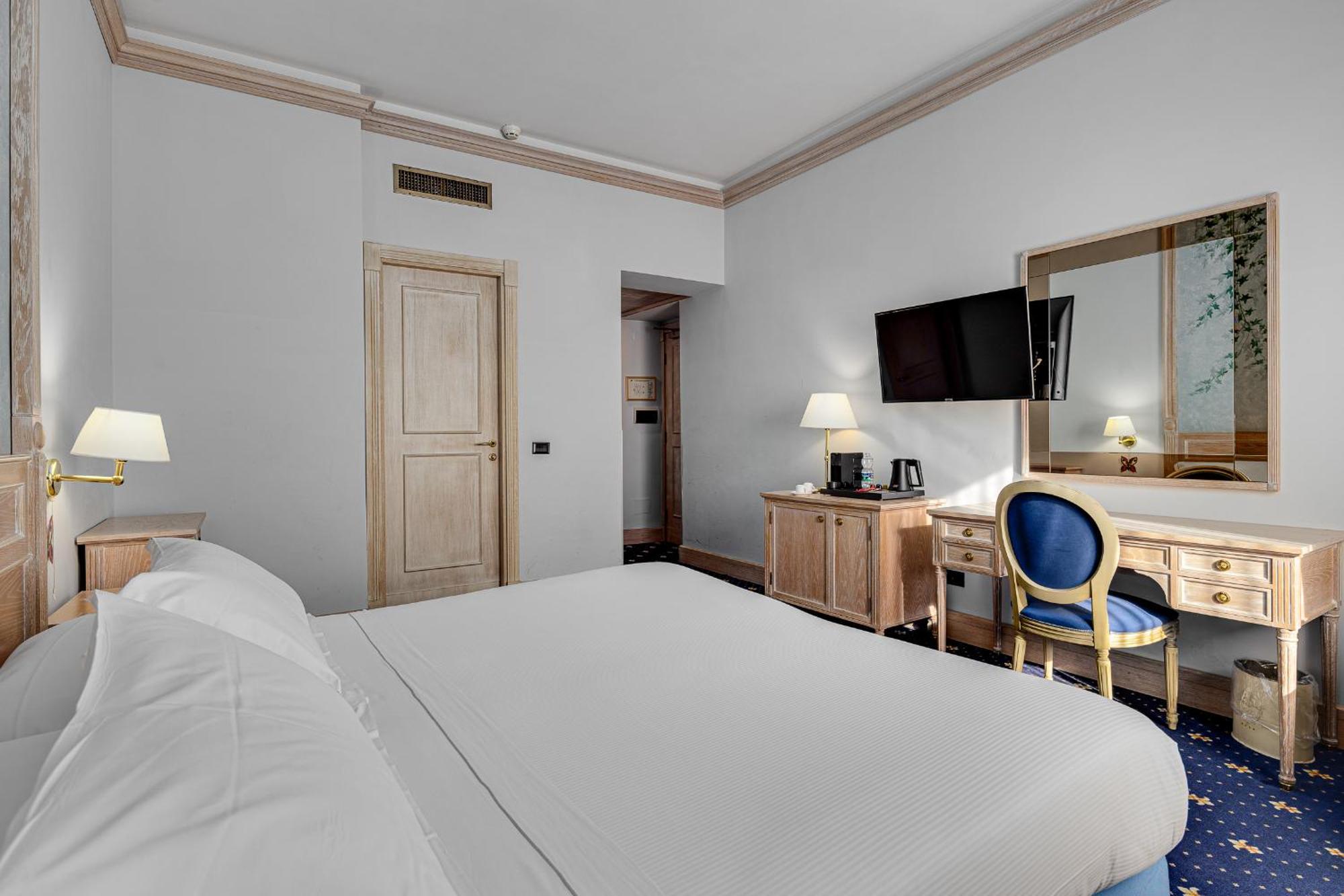 Hotel De La Ville Civitavecchia Chambre photo